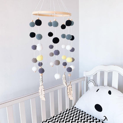 Dream Catcher Nordic Baby Room Wind Chime Bed Bell Decor Wool Ball Kids Bedroom Lovely Wooden Bead Bed Felt Baby Ceiling Mobiles Toys Infant Nursing Accessories Wall Hanging Decoration Ornaments Photography Prop